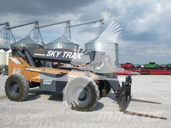 SkyTrak 8042 Teleskopski viličarji