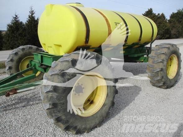 YETTER 1600 Trosilniki mineralnega gnojila