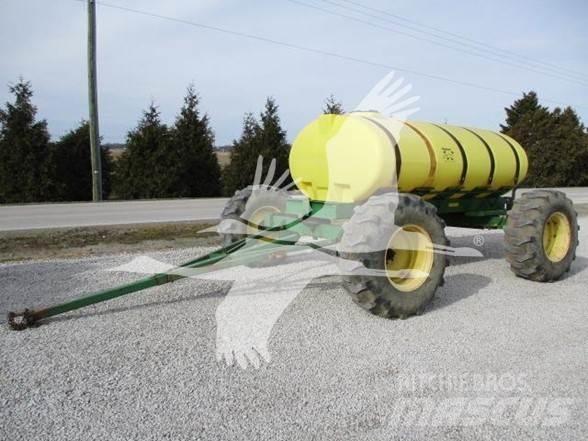 YETTER 1600 Trosilniki mineralnega gnojila