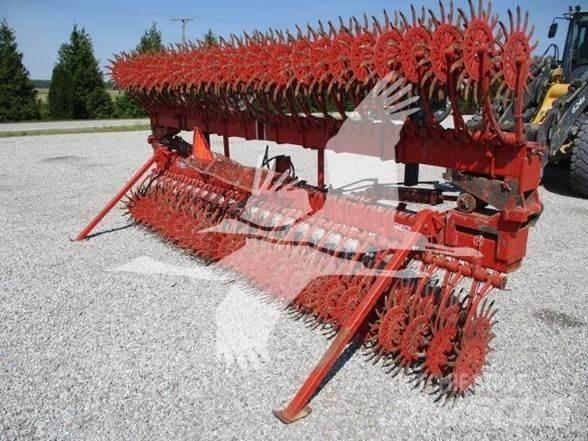 YETTER 3530 Ostali priključki in naprave za pripravo tal