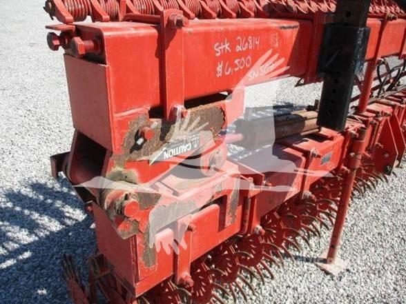YETTER 3530 Ostali priključki in naprave za pripravo tal