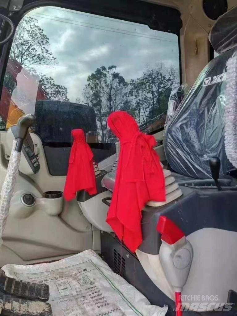 XCMG 60 Bagri goseničarji