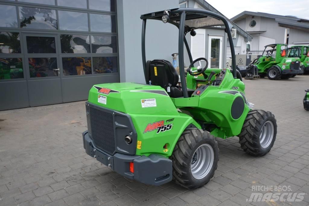 Avant 755i Mini nakladalci