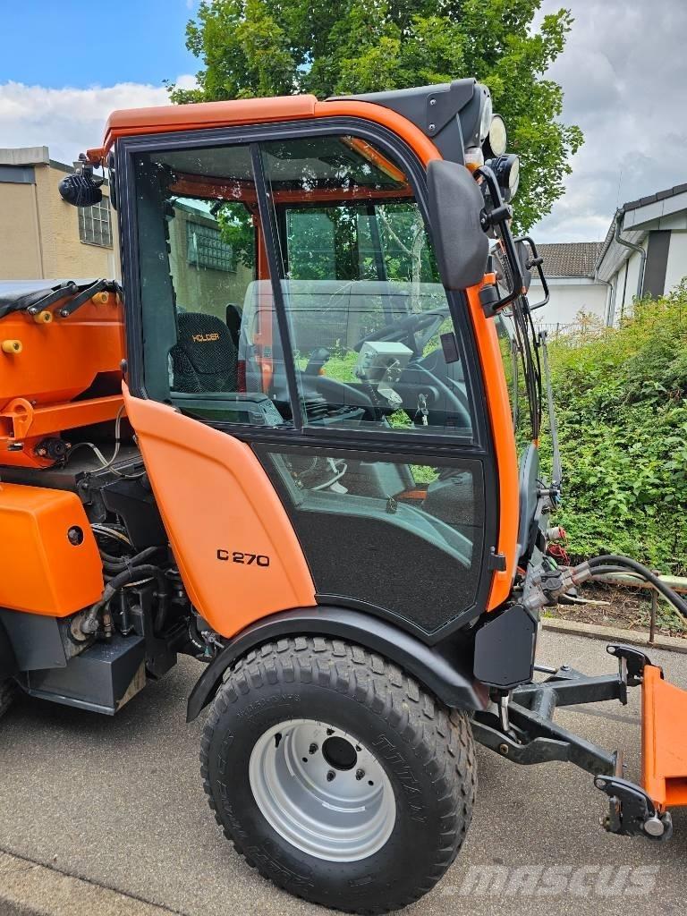 Holder C270 Vozila za prevoz delovne opreme