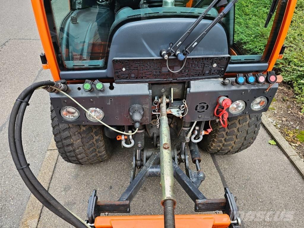 Holder C270 Vozila za prevoz delovne opreme