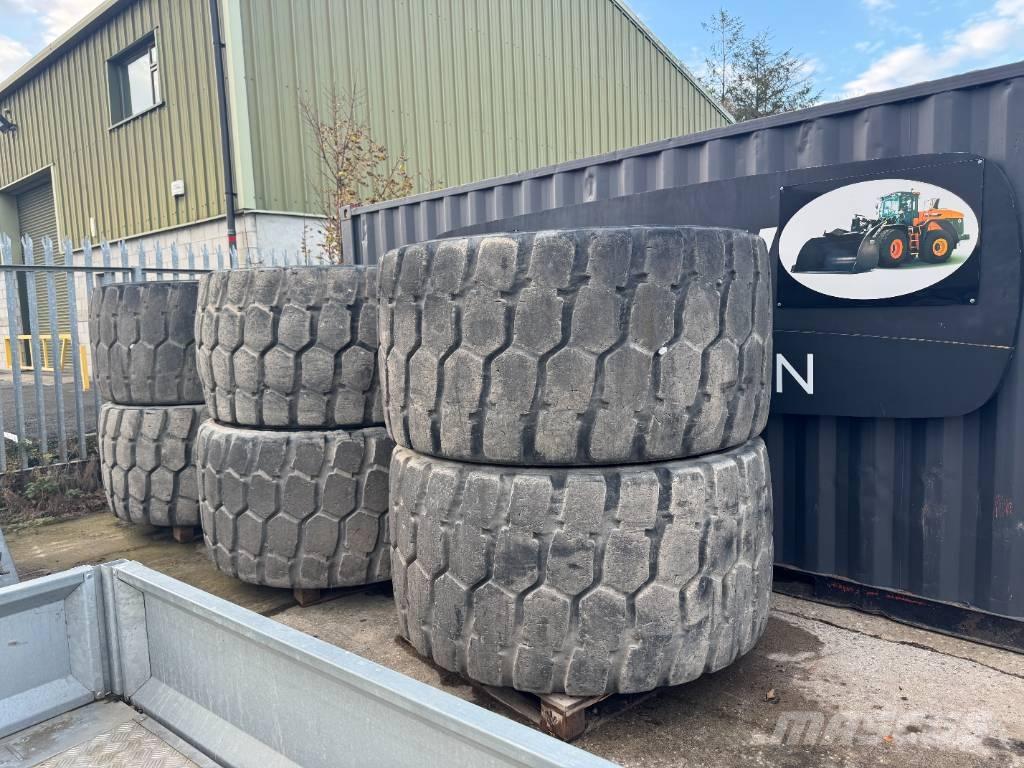 Develon DA 45 Gume, kolesa in platišča