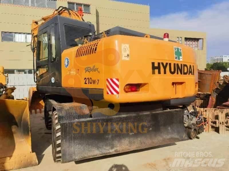 Hyundai 210W-7 Bagri na kolesih