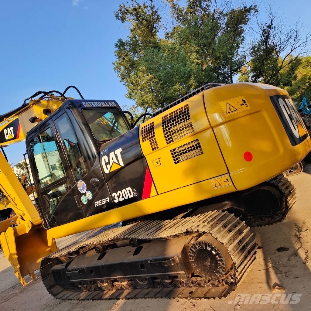 CAT 320 D2 Bagri goseničarji