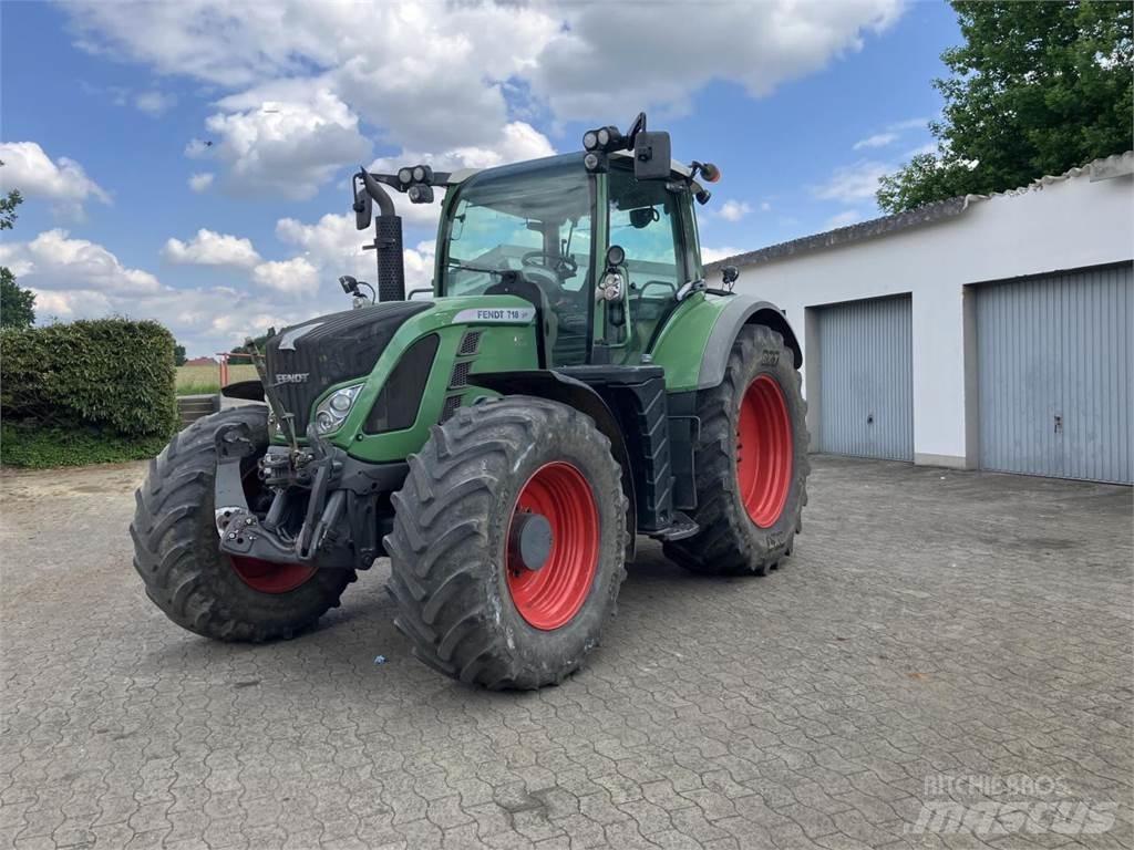 Fendt 718 SCR Traktorji