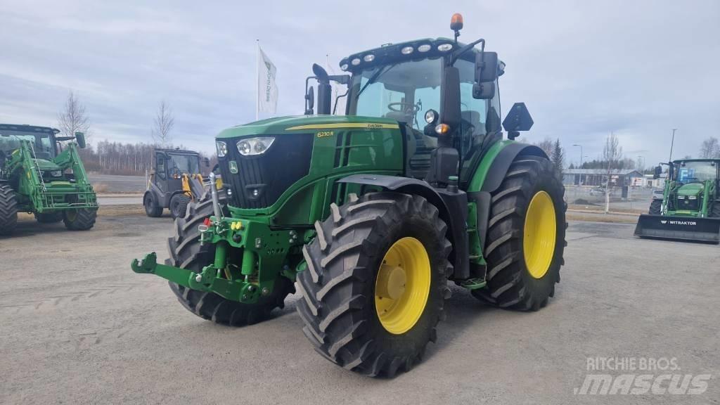 John Deere 6230 R Traktorji