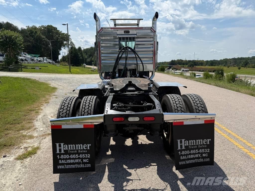 Peterbilt 389 Vlačilci