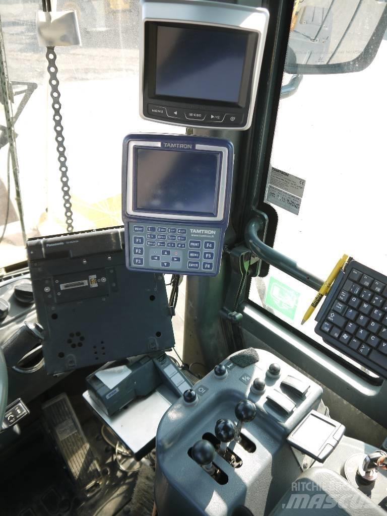 Hyundai HL 770-9 Kolesni nakladalci