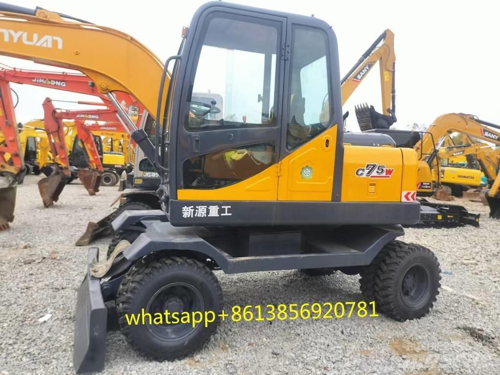 Xinyuan XYB75-9 Bagri na kolesih