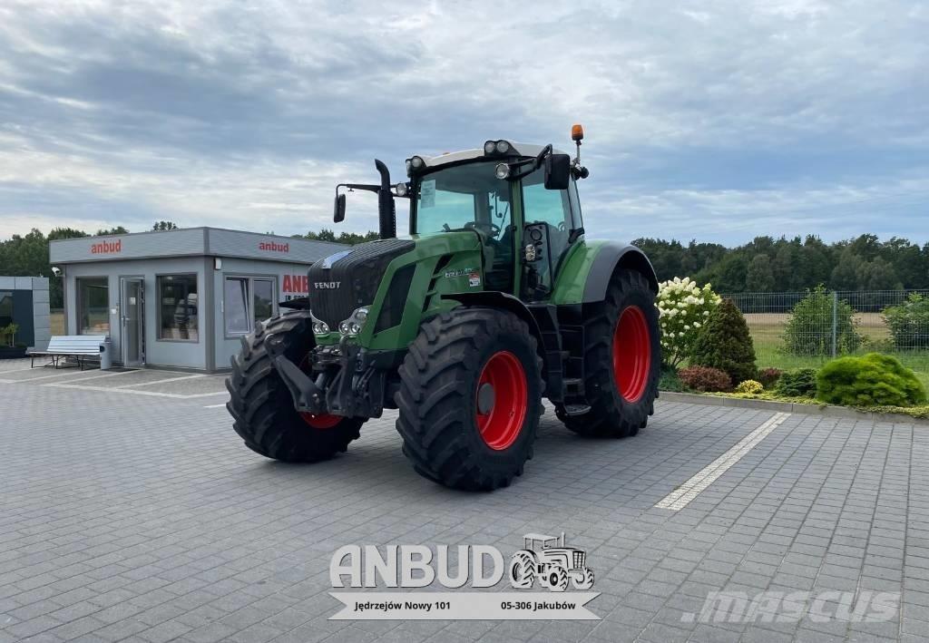 Fendt 826 Vario Traktorji