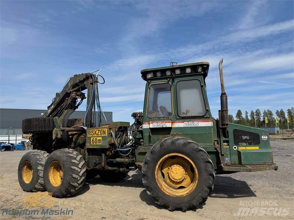 Ösa 250/706 Harvesterji