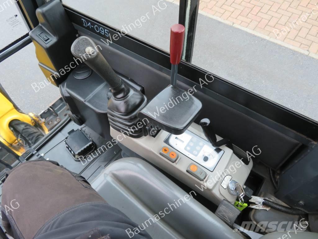 Komatsu PC 16 Mini bagri <7t