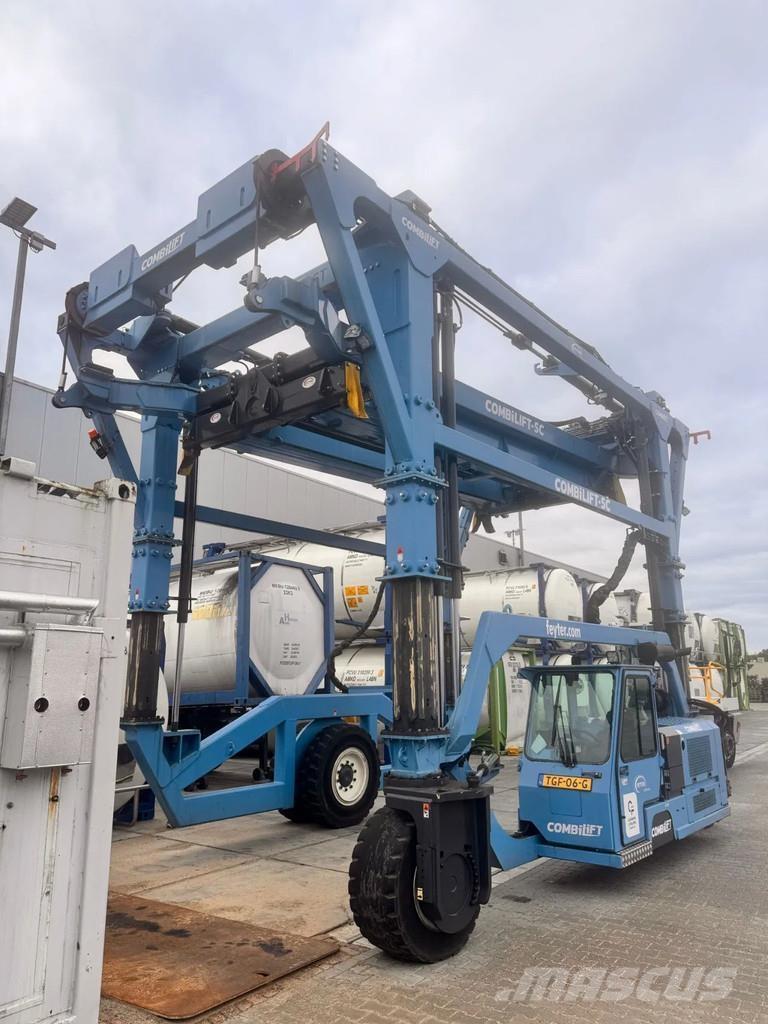 Combilift SC 4338 Premična dvigala kontejnerjev