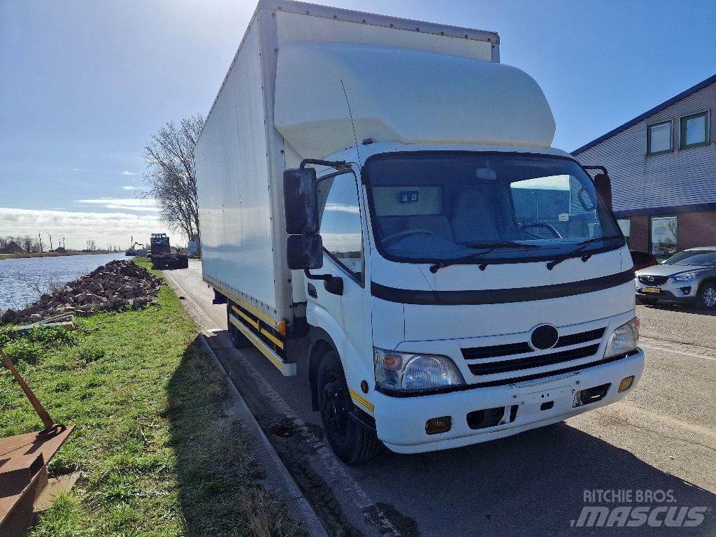 Hino 3815 Tovornjaki zabojniki