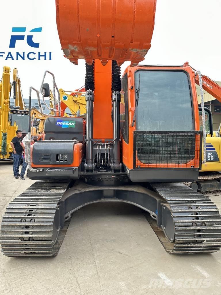 Doosan DX 150 LC-9C Bagri goseničarji