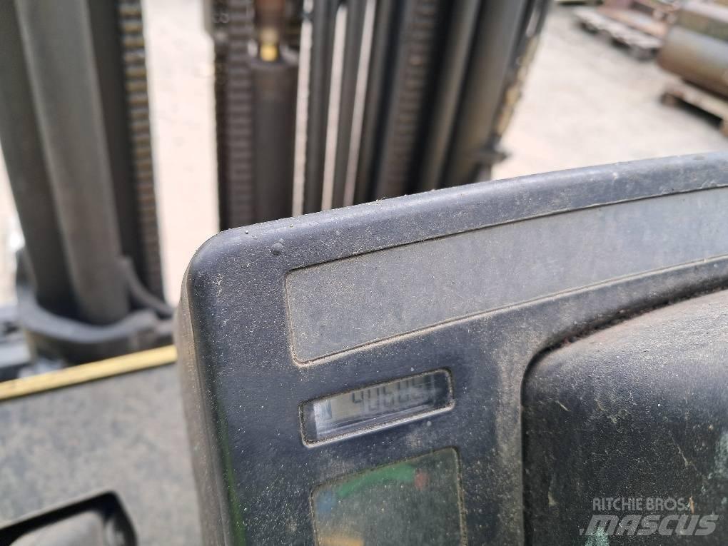 Hyster H250XL Plinski viličarji