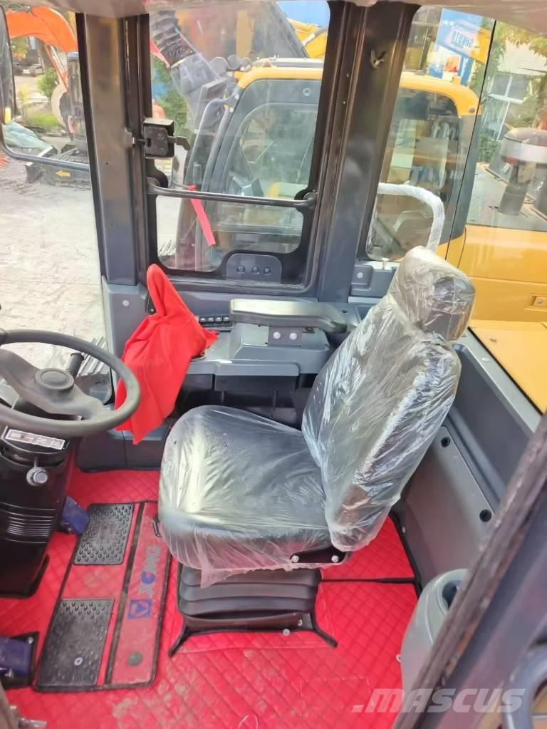 XCMG LW 500 KV Kolesni nakladalci