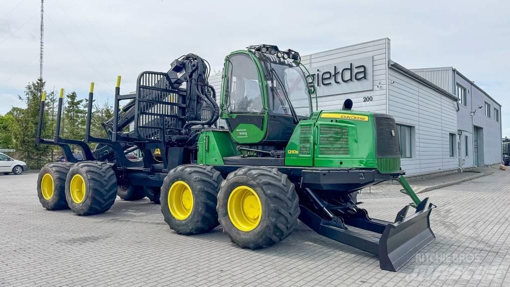 John Deere 1210E Forwarderji