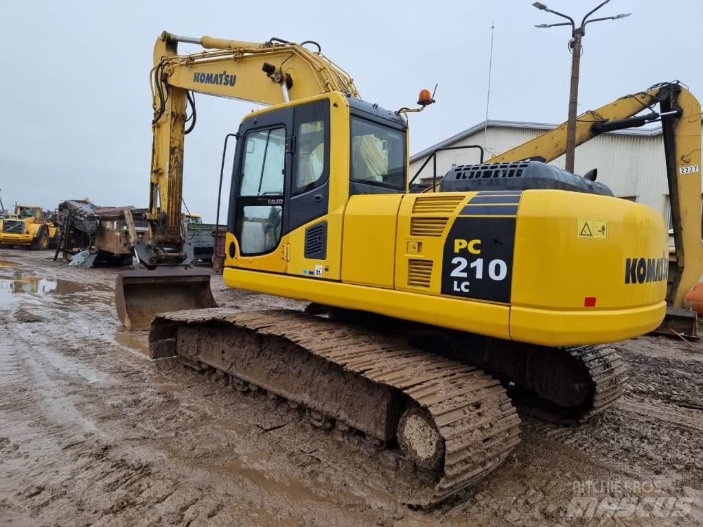 Komatsu PC 210-8 Bagri goseničarji