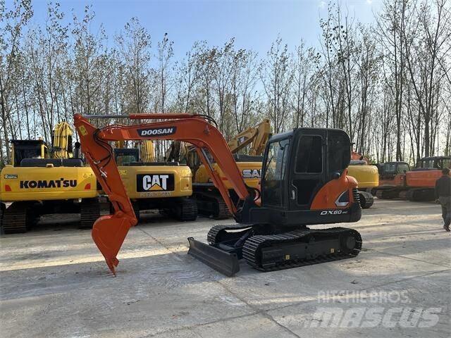 Doosan DX 60 Mini bagri <7t