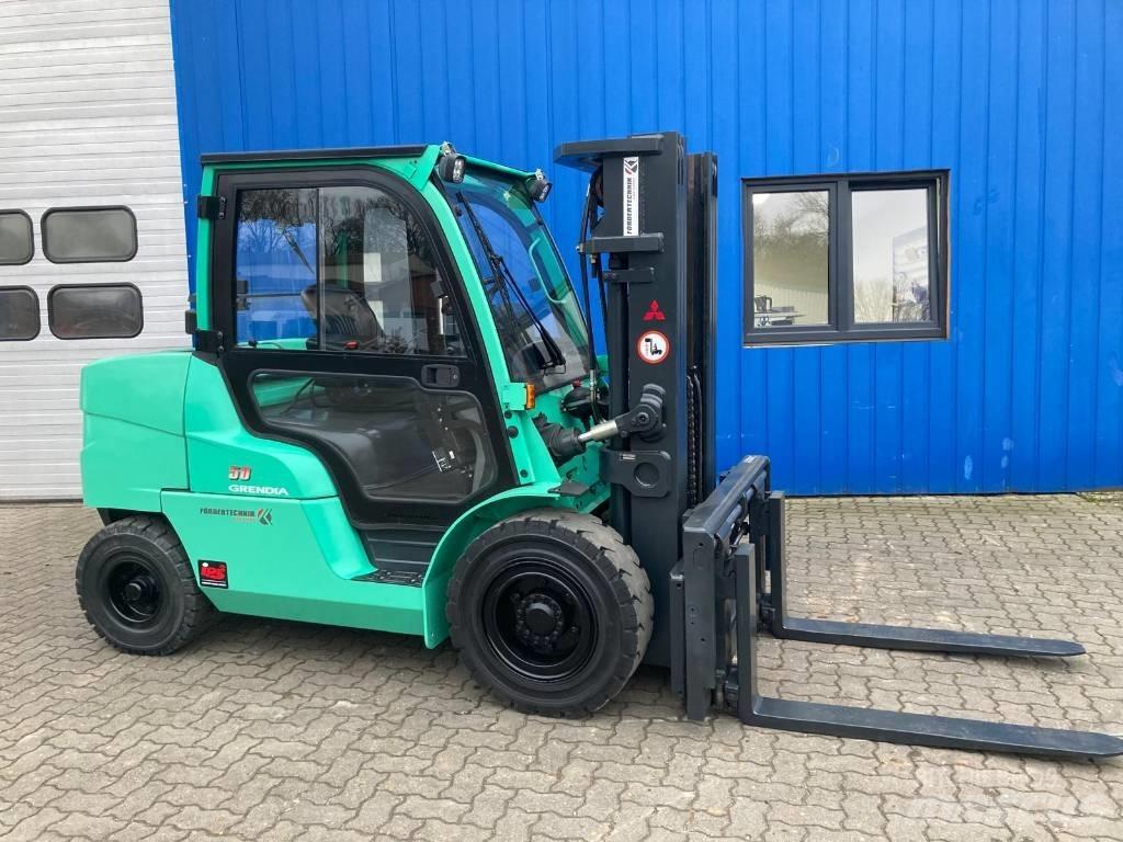 Mitsubishi FD50NT Dizelski viličarji
