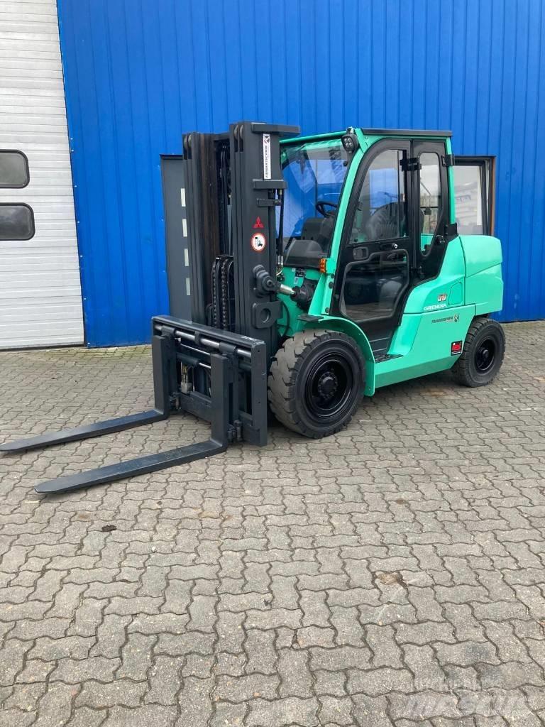 Mitsubishi FD50NT Dizelski viličarji