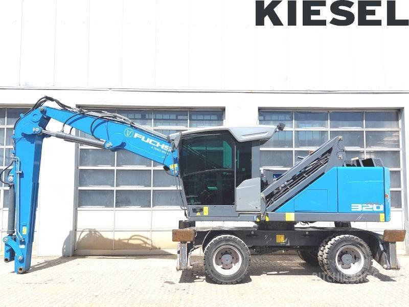 Fuchs MHL 320 F Bagri za prekladanje primarnih/sekundarnih surovin
