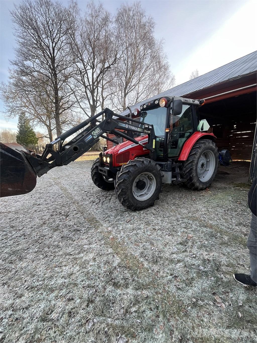 Massey Ferguson 5435 Traktorji