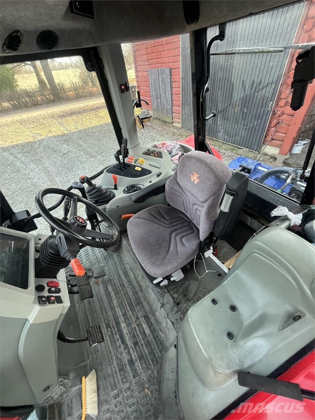 Massey Ferguson 5435 Traktorji