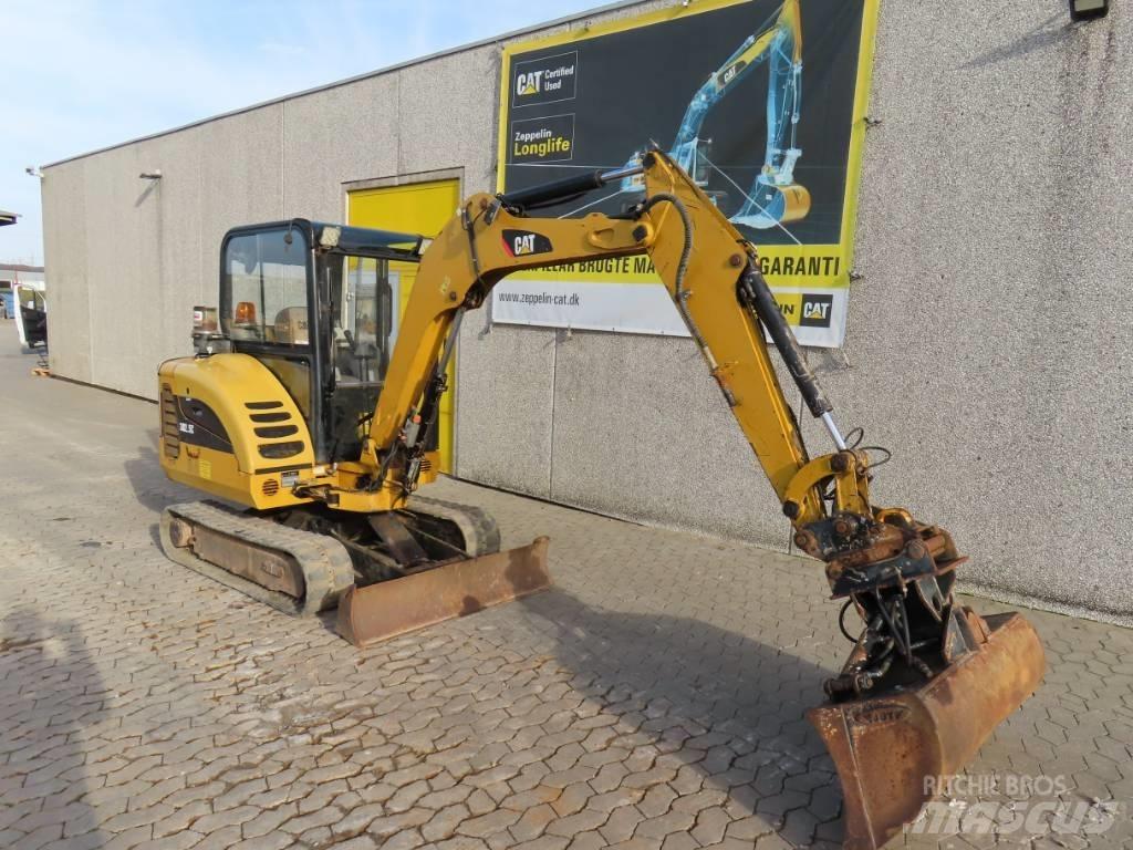 CAT 302.5 C Mini bagri <7t