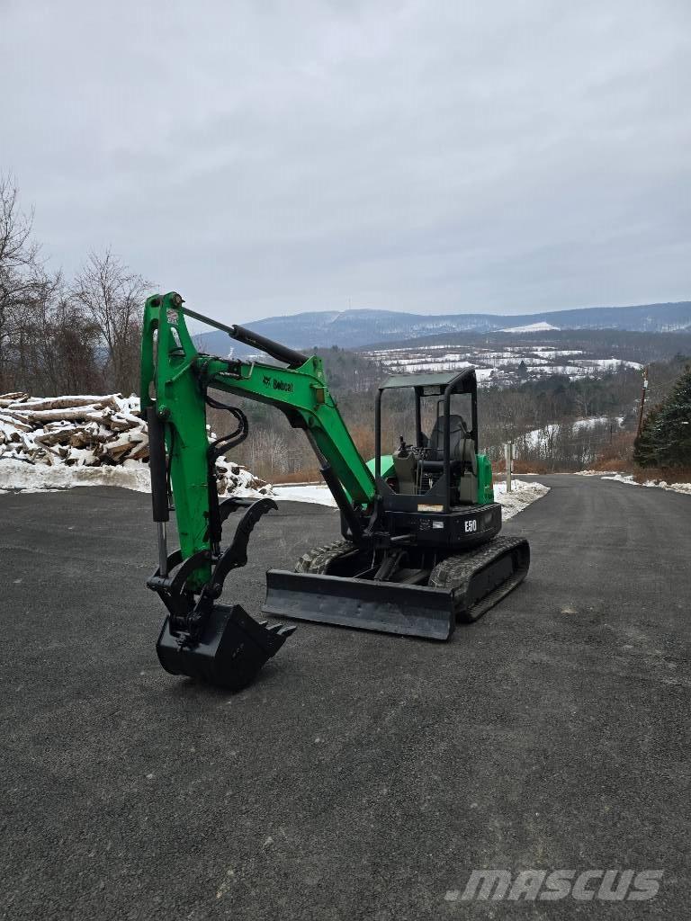 Bobcat E 50 Mini bagri <7t