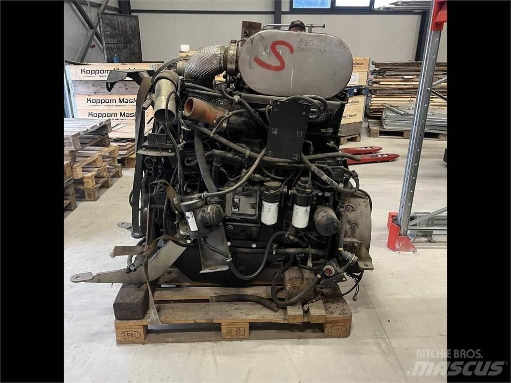Sisu 74 CWA 4V Motorji
