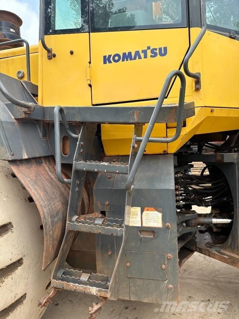 Komatsu WA 470-6 Kolesni nakladalci