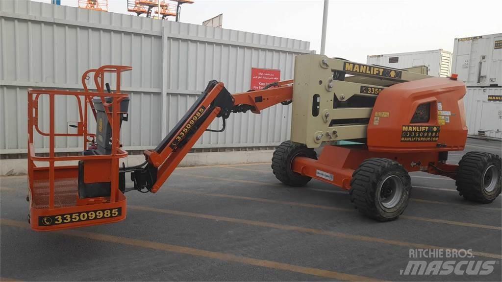 JLG 450AJ Zglobne dvižne ploščadi