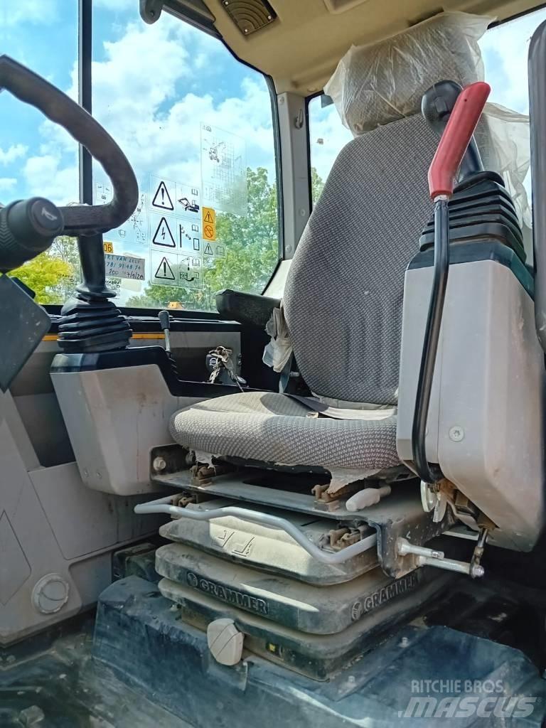 Volvo EW 60 E Bagri na kolesih