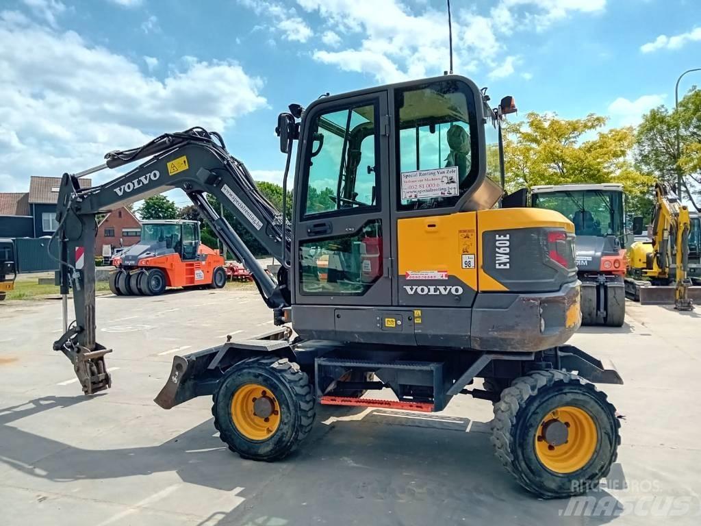 Volvo EW 60 E Bagri na kolesih