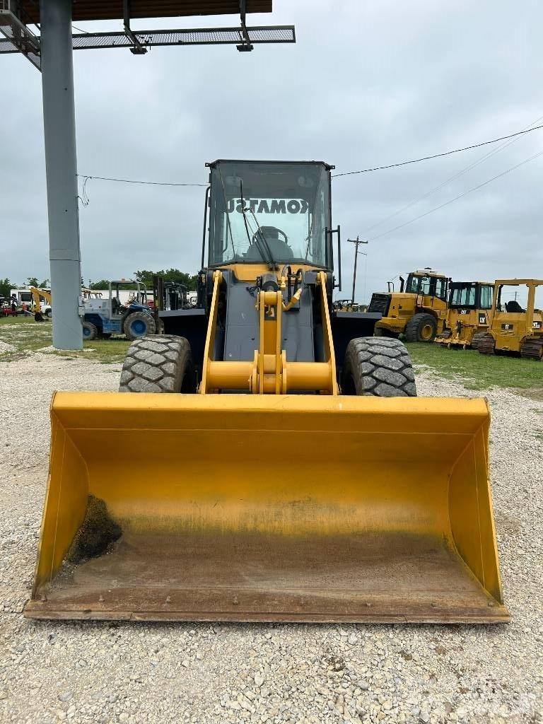Komatsu WA150-5 Kolesni nakladalci