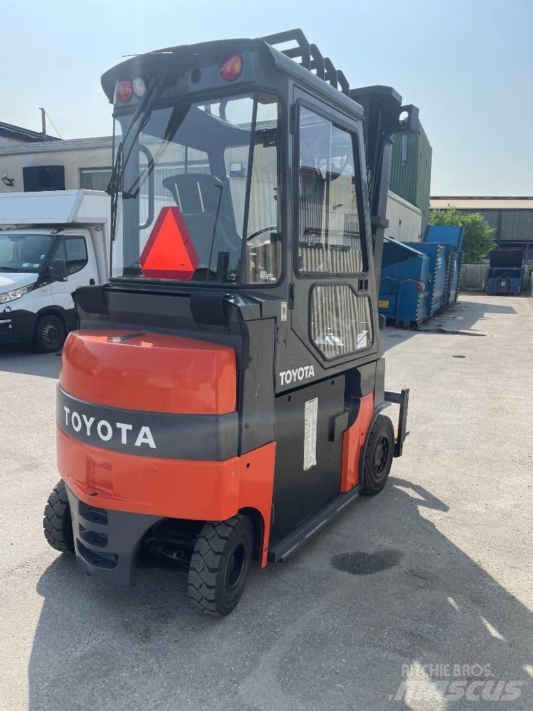 Toyota 7FBMF30 Električni viličarji