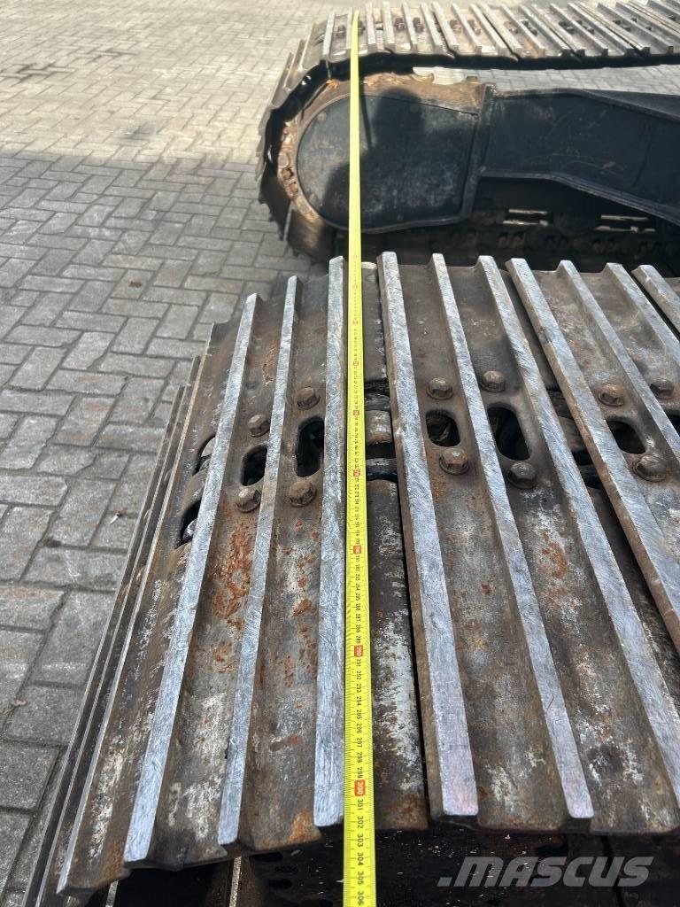 Hitachi ZX 180 Bagri goseničarji