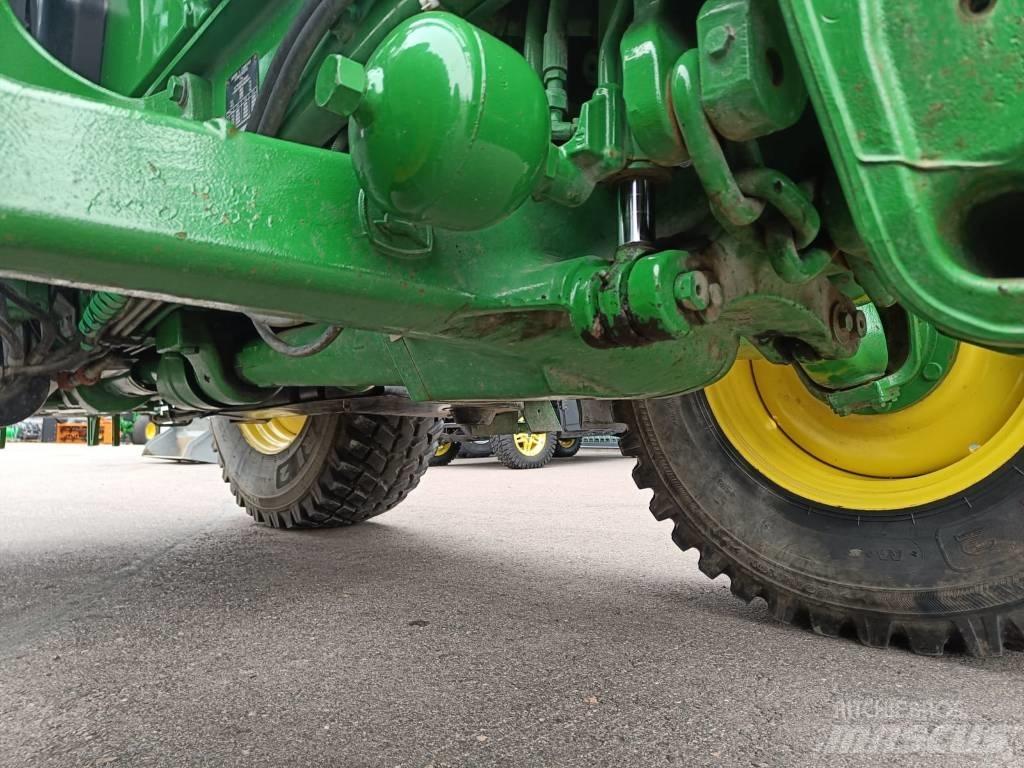 John Deere 6115 RC Traktorji