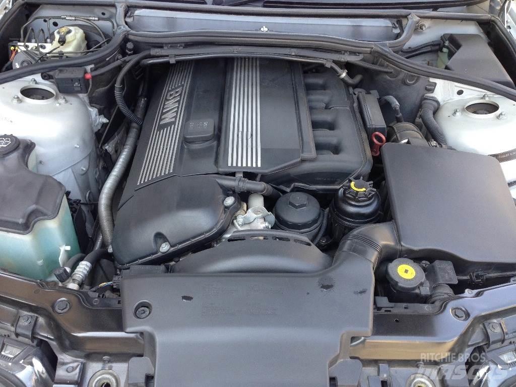 BMW GH-AV25 Avtomobili