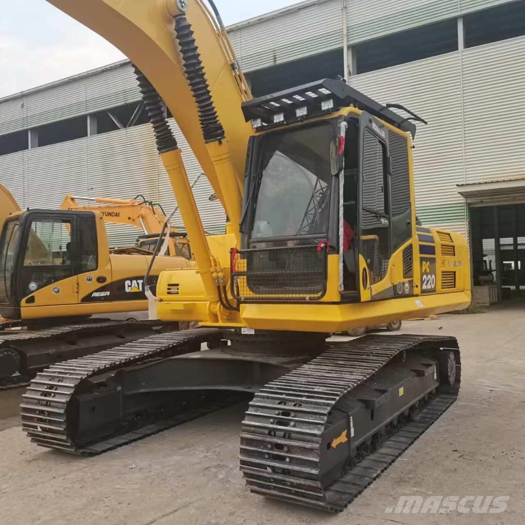 Komatsu PC 220-8 Bagri goseničarji