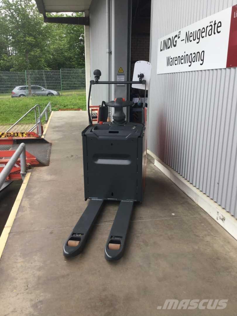 Linde T25FP Električni nizko dvižni viličar s stojiščem