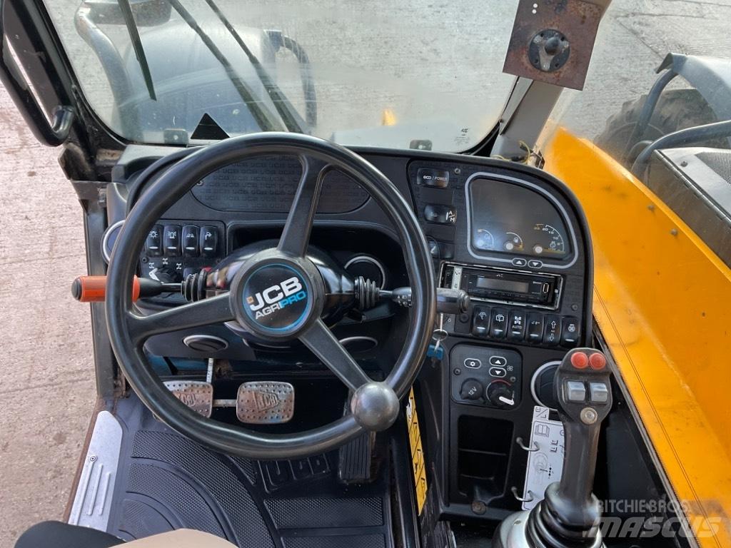 JCB 536-70 AGRI PRO Kmetijski teleskopski nakladalci