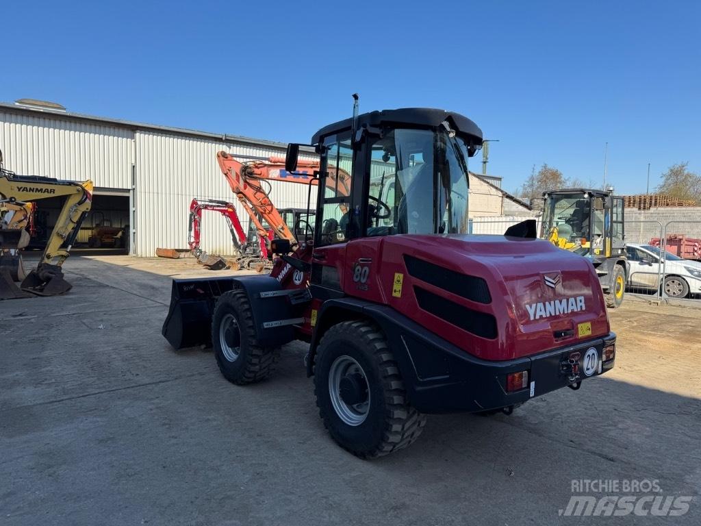 Yanmar V80 (01937) Kolesni nakladalci