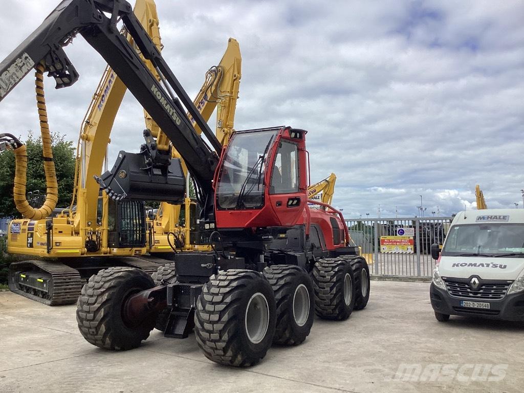 Komatsu 931 XC Harvesterji